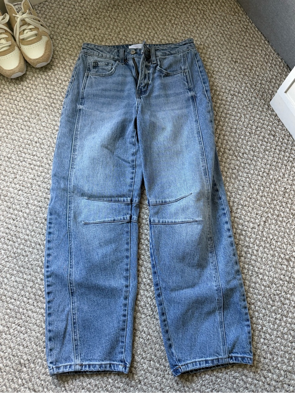 Vervet mid rise barrel Women’s Jeans 25